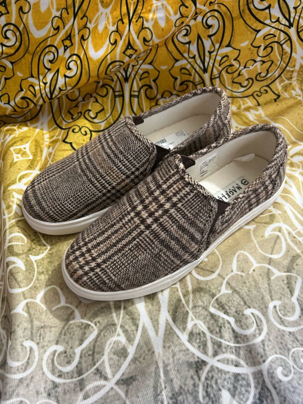 Magellan Outdoors Brown Plaid Slip-On Shoes